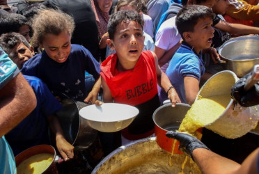 Gaza war in ‘cruelest phase’ as aid trucks looted: UN chief
