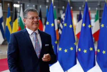 EU vows to defend interests after Trump threatens 50 percent tariffs