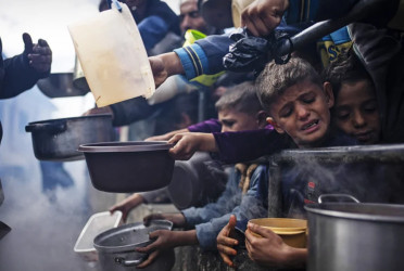 Hundreds of aid trucks need to enter Gaza daily: UNRWA