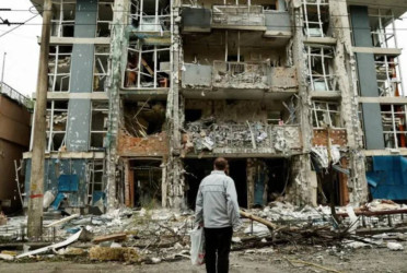 Russia intensifies strikes in Ukraine