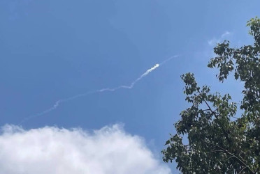 Yemeni missile halts flights at Israel’s Ben Gurion airport