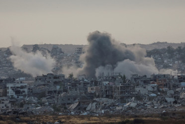 Hamas agrees to ceasefire, sources say; US and Israel reject