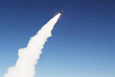 Yemen hits Israel’s Ben Gurion Airport with ballistic missiles