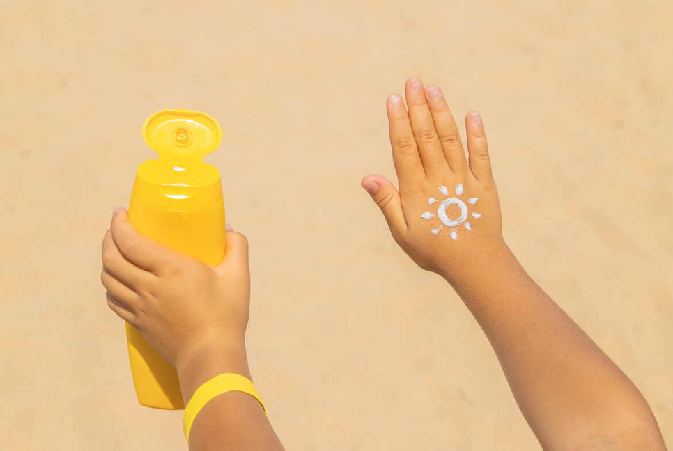 Excessive sunscreen use leaves Chinese woman with fractured bone