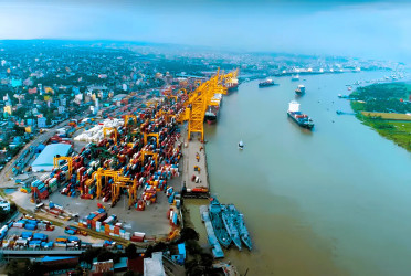Severe container jam hits Chattogram Port amid NBR protest