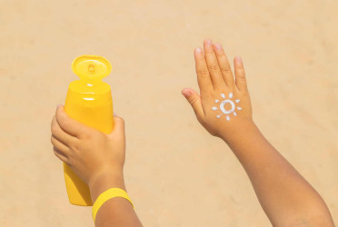 Excessive sunscreen use leaves Chinese woman with fractured bone