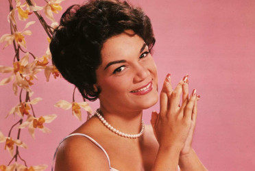 Connie Francis goes viral at 87 with 1962 hit ‘Pretty Little Baby’