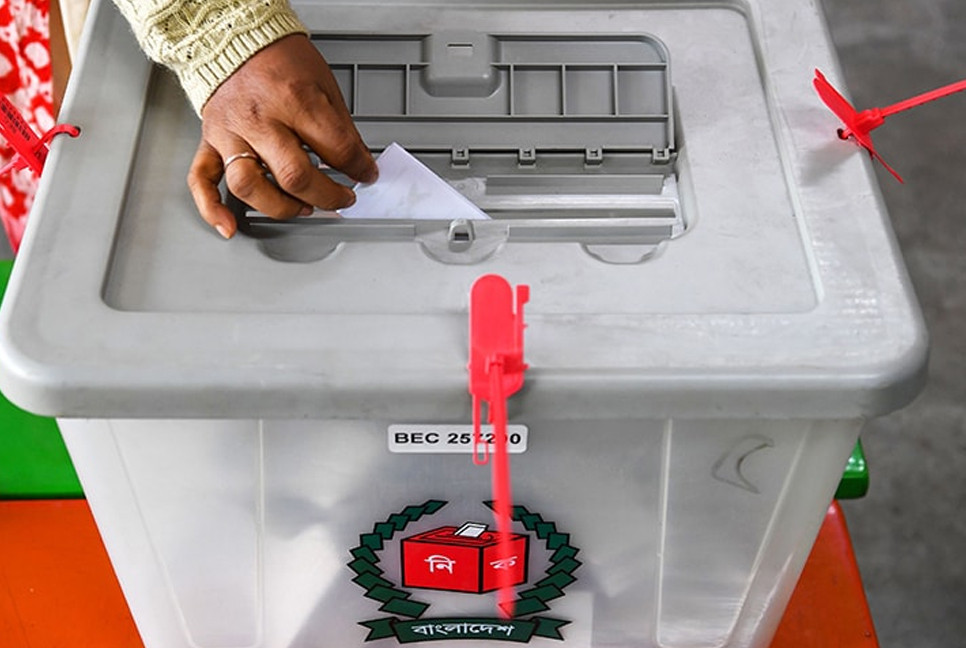 Over 100 parties demand December elections