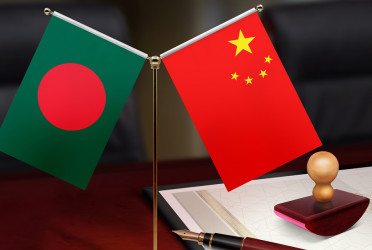 Chinese Commerce Minister in Dhaka to explore trade opportunities