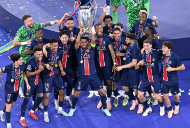 PSG rout Inter Milan in record win for 1st UCL title