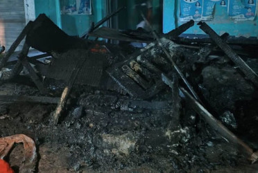JaPa office set ablaze in Lalmonirhat