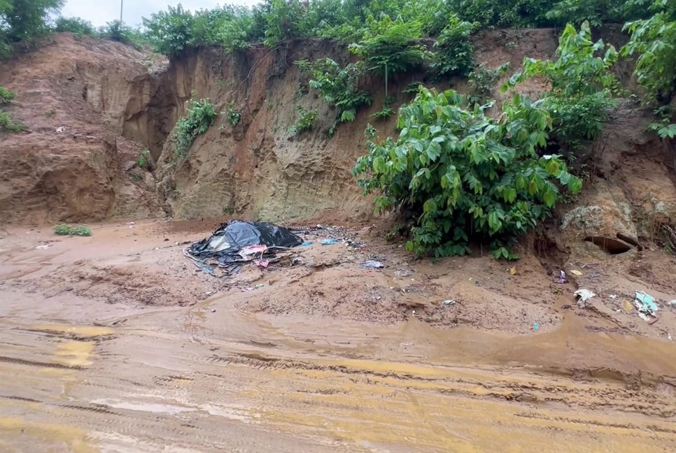 124  shelters opened in Khagrachhari amid landslides risk