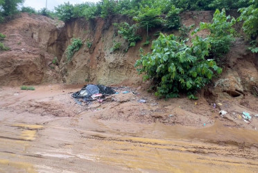 124 shelters opened in Khagrachhari amid landslides risk