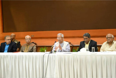 CA opens dialogue with political parties