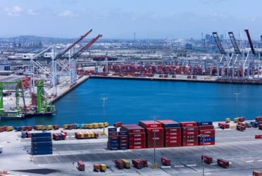 US pushes countries for best offers by Wednesday as tariff deadline looms