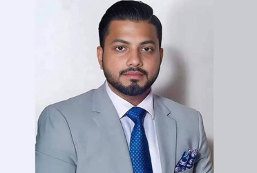 Ishraque suspends Nagar Bhaban blockade ahead of Eid