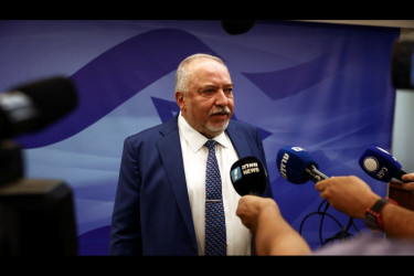 Ex Israeli minister accuses Netanyahu of arming gangs in Gaza
