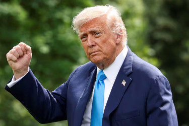 Trump can temporarily bar AP from some White House events, appeals court rules