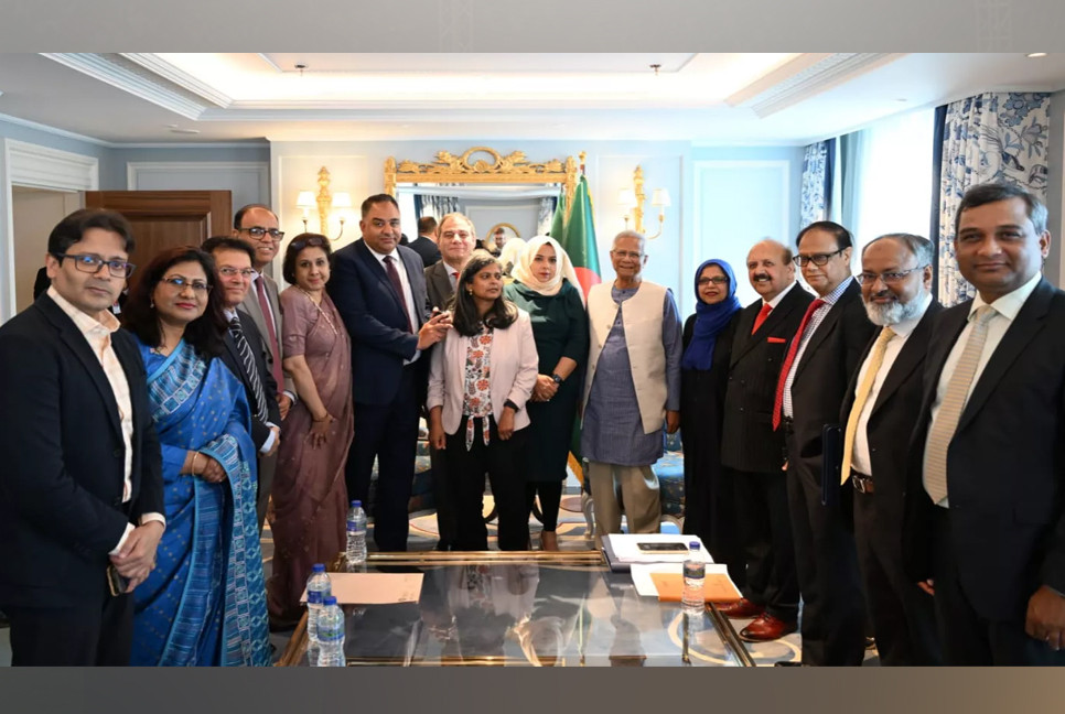 UK parliamentarians meet CA Yunus in London