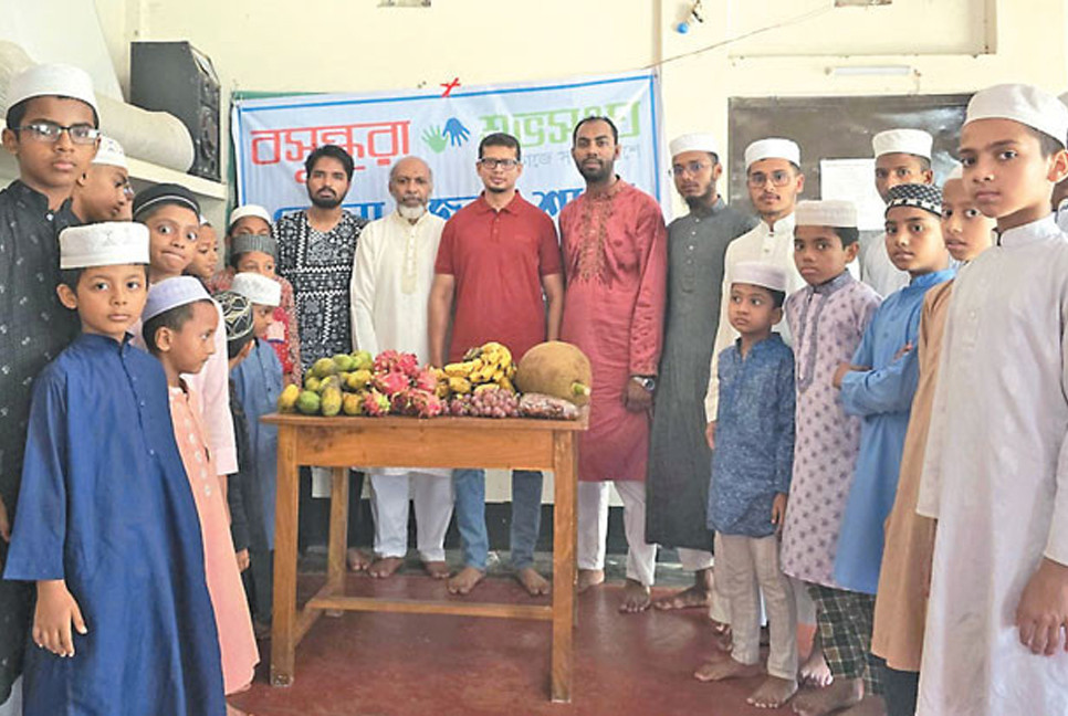 Fruit fest brings joy to madrasha students