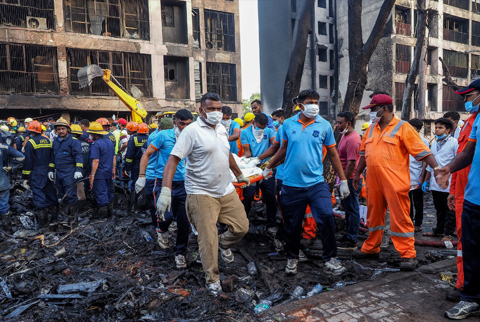 Rescue teams comb site of Air India crash