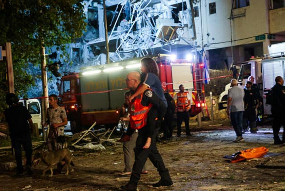 Responding to 'major' incidents from Iran missile attack: Israel's fire service