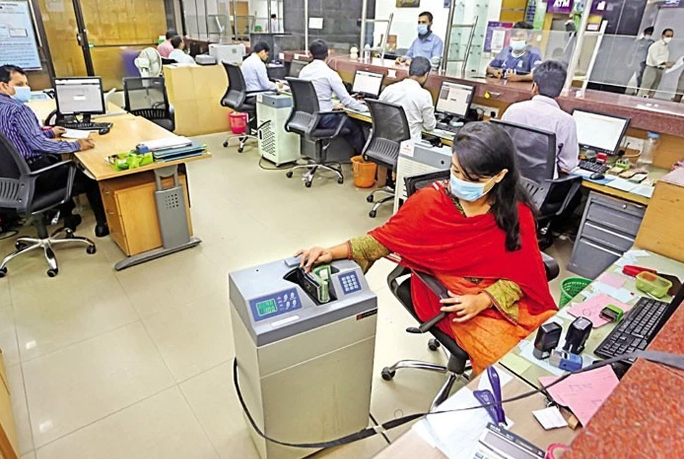Offices, banks to reopen Sunday after 10-day Eid holiday