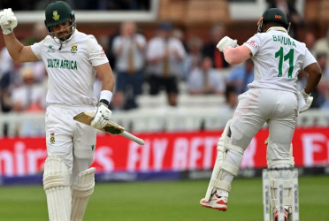 Bavuma, Markram drive South Africa to brink of history