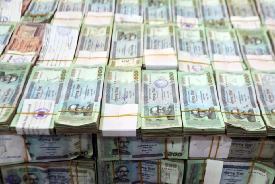 Number of crore-taka bank accounts drop in Q1