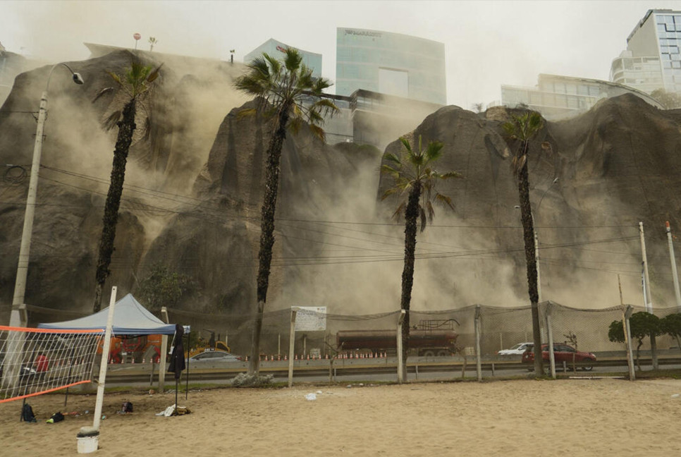 One dead after 6.1-magnitude earthquake in Peru