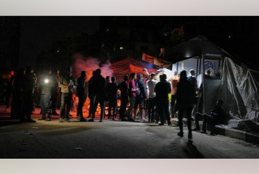 38 Palestinians killed in new shootings near food distribution centers
