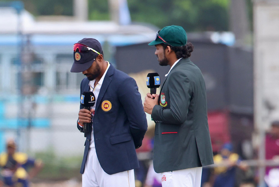 Miraz misses out, Bijoy returns as Bangladesh bat first