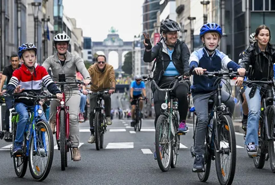 Cyclists have healthier brains, reduced dementia risk: Study