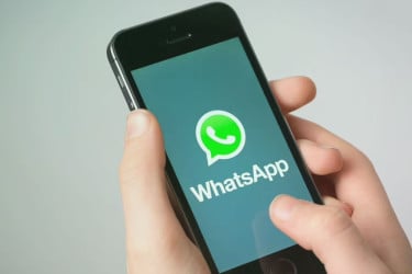 Iran urges citizens to delete WhatsApp over unverified espionage claims