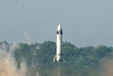 Honda celebrates successful test of reusable rocket