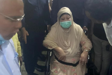 Khaleda taken to Evercare Hospital for health check-up