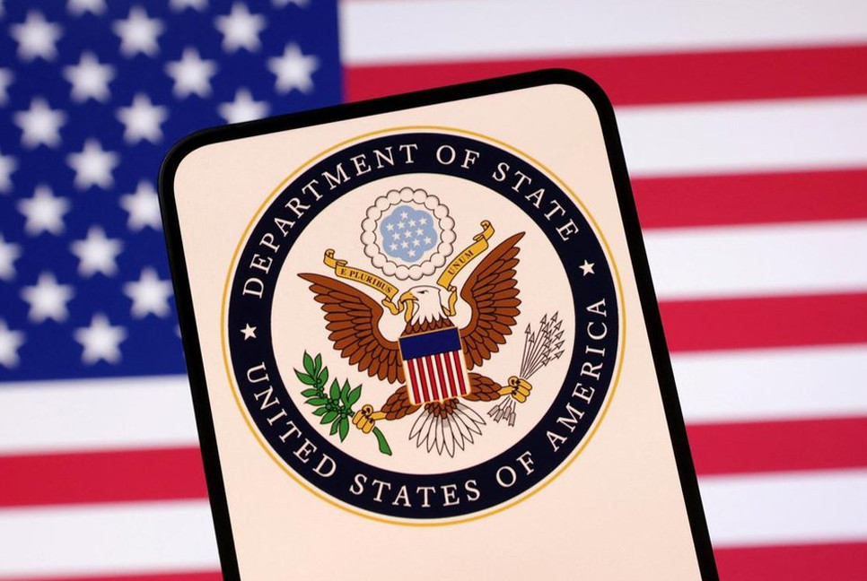 U.S. resumes student visa processing with mandatory social media review