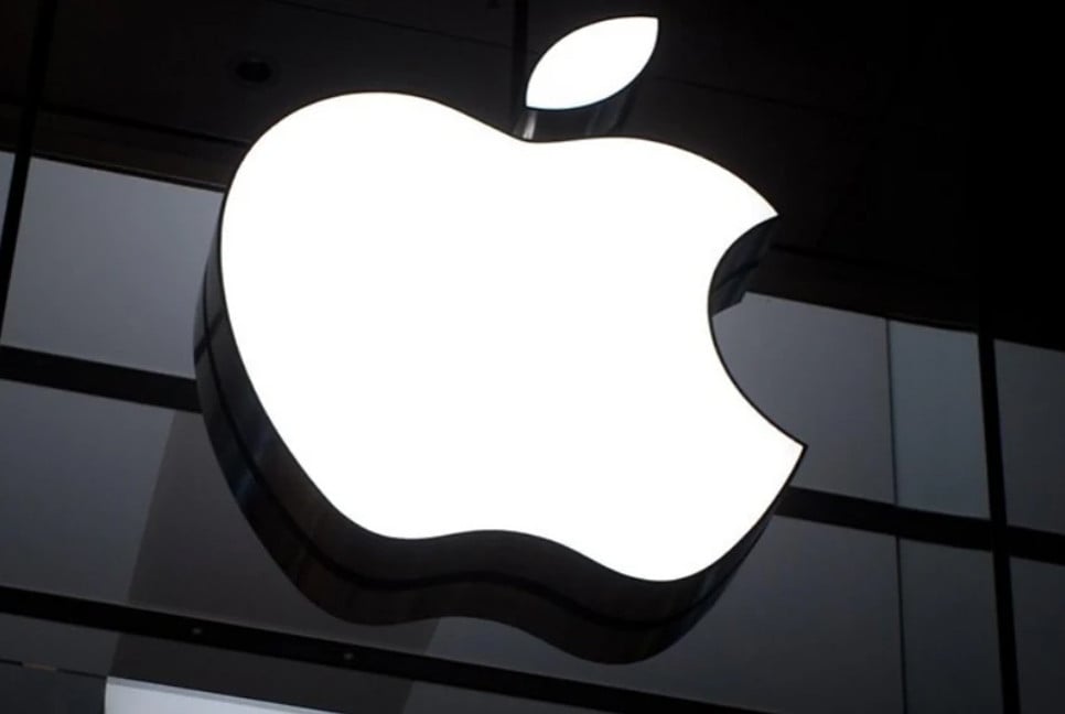 Apple eyes generative AI to accelerate custom chip design, says hardware Chief