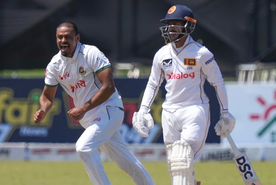 Bangladesh fold first innings at 495,Taijul bags first wicket