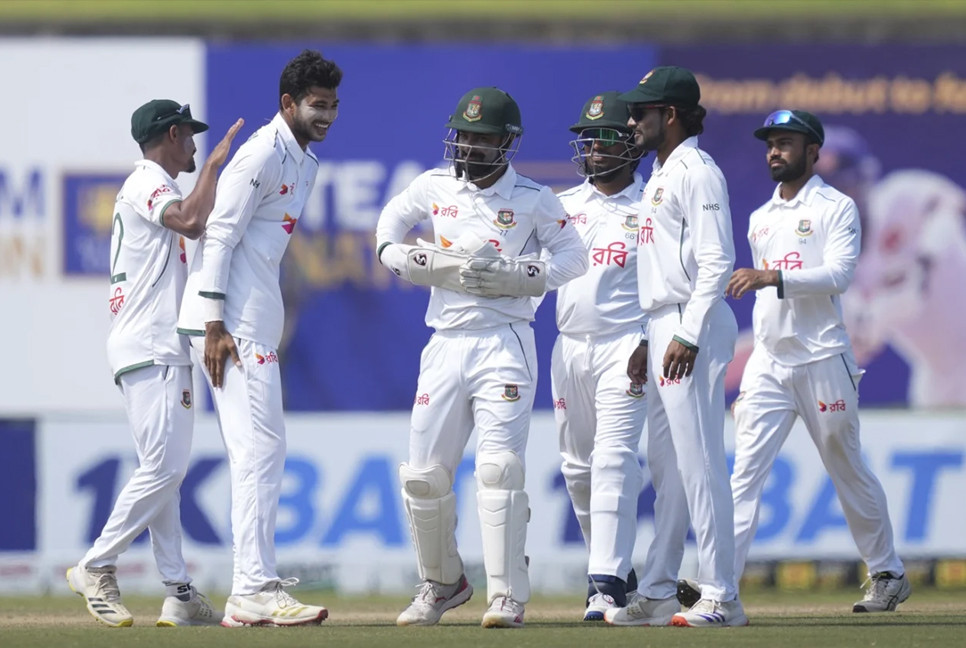 Nayeem takes fifer as Bangladesh secure 10-run lead against Sri Lanka