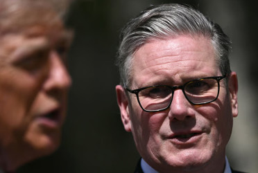 Starmer urges Trump to step back on Iran