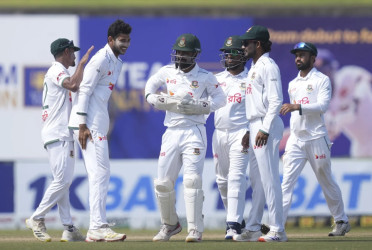 Nayeem takes fifer as Bangladesh secure 10-run lead against Sri Lanka