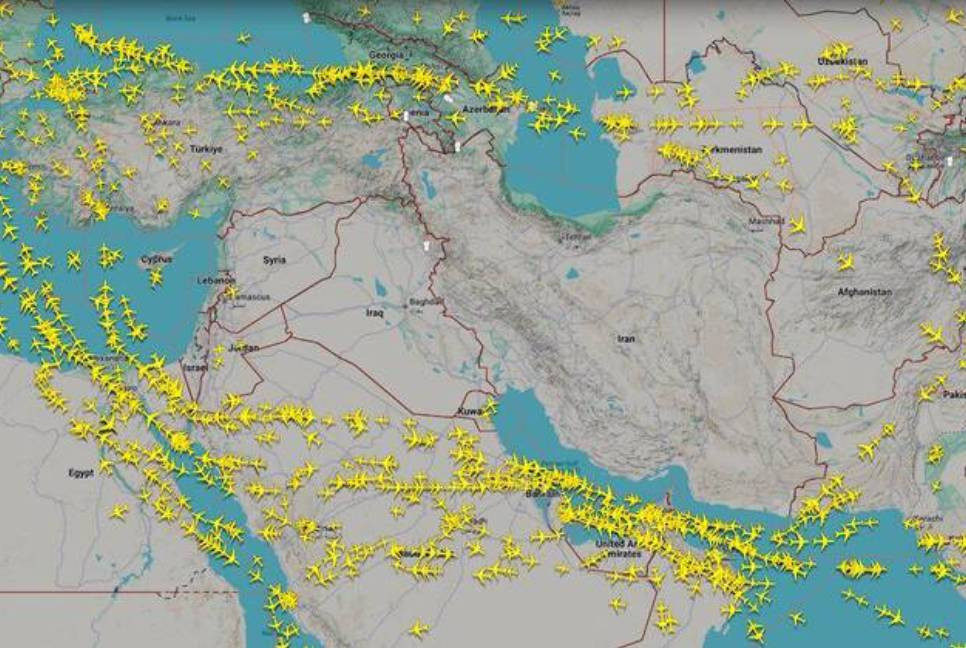 Airlines keep avoiding Middle East airspace