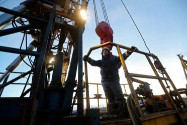 Investors brace for oil price spike, rush to havens after US bombs Iran nuclear sites