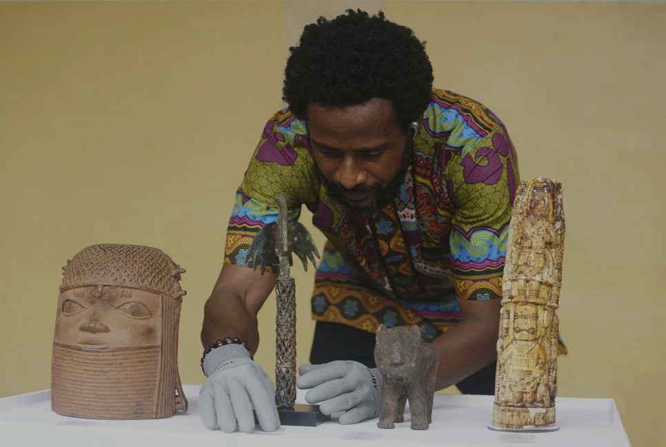 Netherlands returns looted artifacts to Nigeria