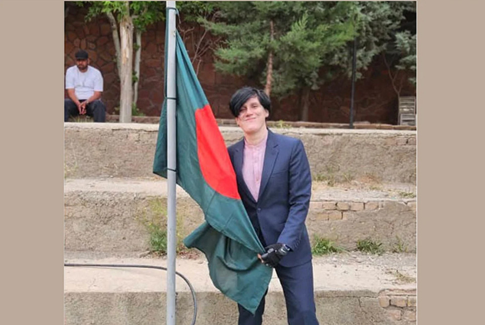 Bangladeshi diplomat reaches Iran amid war
