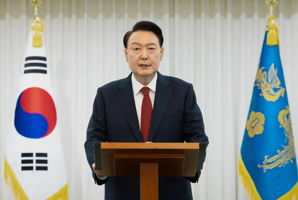 South Korea investigators seek to arrest former president Yoon