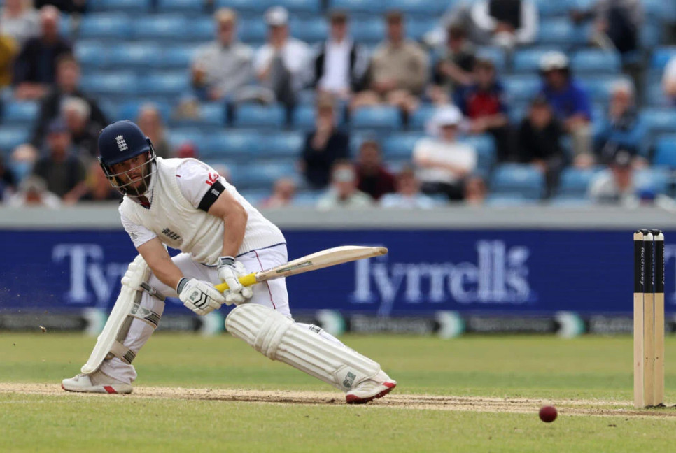 'Not Test class': Pundits tear into India after England chase 371