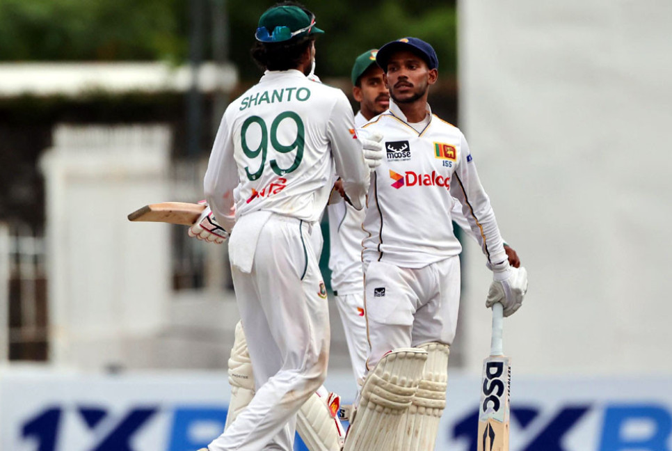 Sri Lanka seize control with dominant batting on Day 2