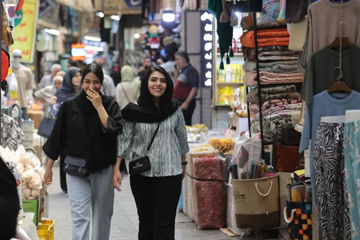 ‘Feels like heaven’: Iranians return to a scarred Tehran amid ceasefire uncertainty